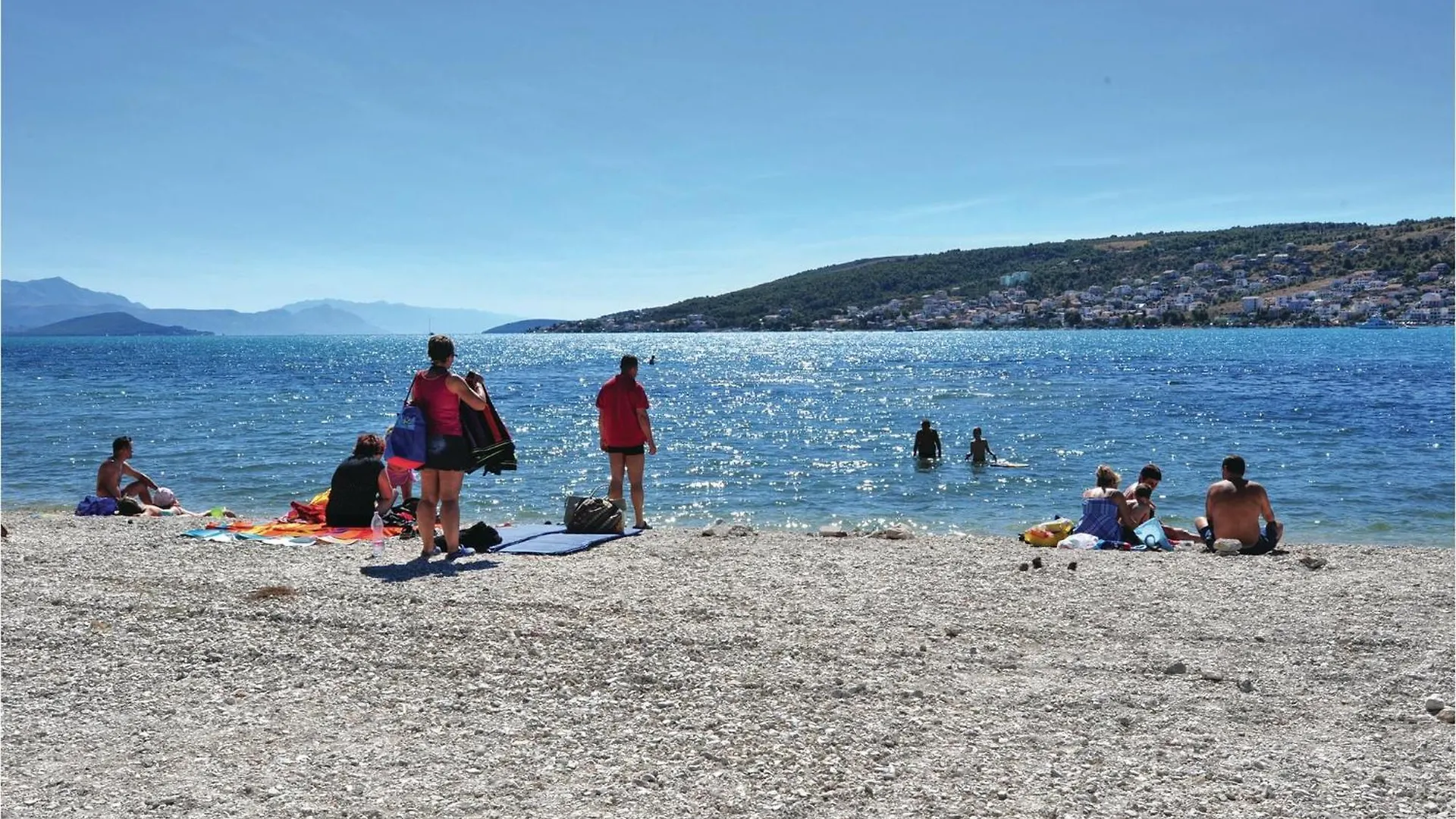 3 Bedroom Gorgeous Apartment In Trogir