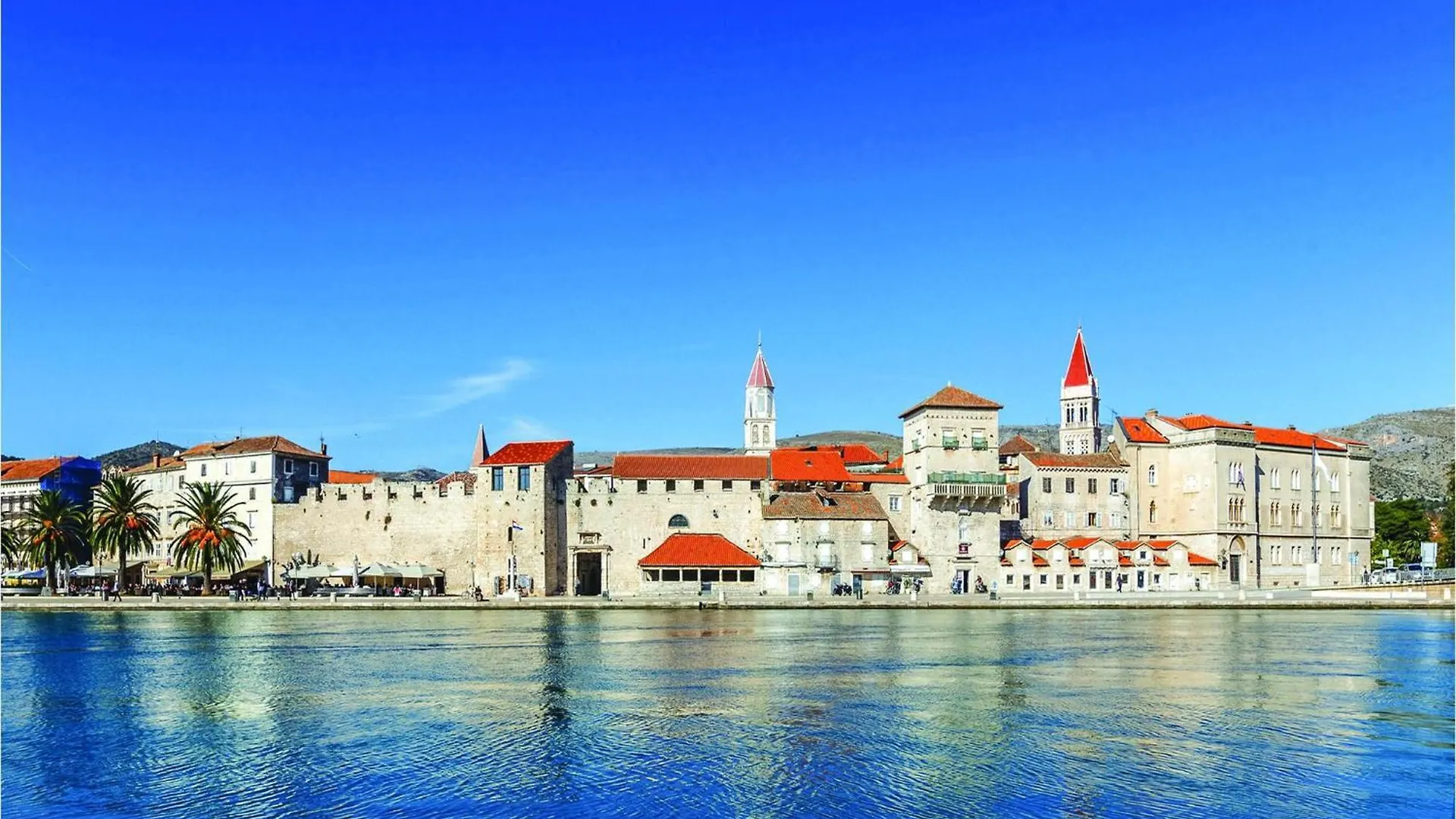 3 Bedroom Gorgeous Apartment In Trogir Croatia